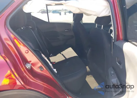 2024 Nissan Kicks Sv Xtronic Cvt z USA, uszkodzony, nr VIN 3N1CP5CVXRL575416